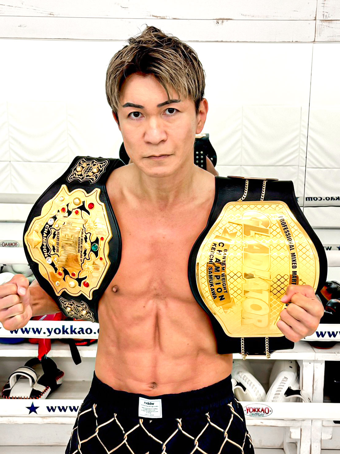 代表 寒川 慶一第3代 J-NETWORKスーパーライト級王者第2代 GLADIATORバンタム級王者